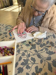 Pascua y Sant Jordi en Residencias La Torreta