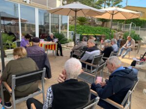 Pascua y Sant Jordi en Residencias La Torreta