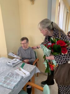 Entrega de rosas ayuntamiento de Piera La Torreta de Piera